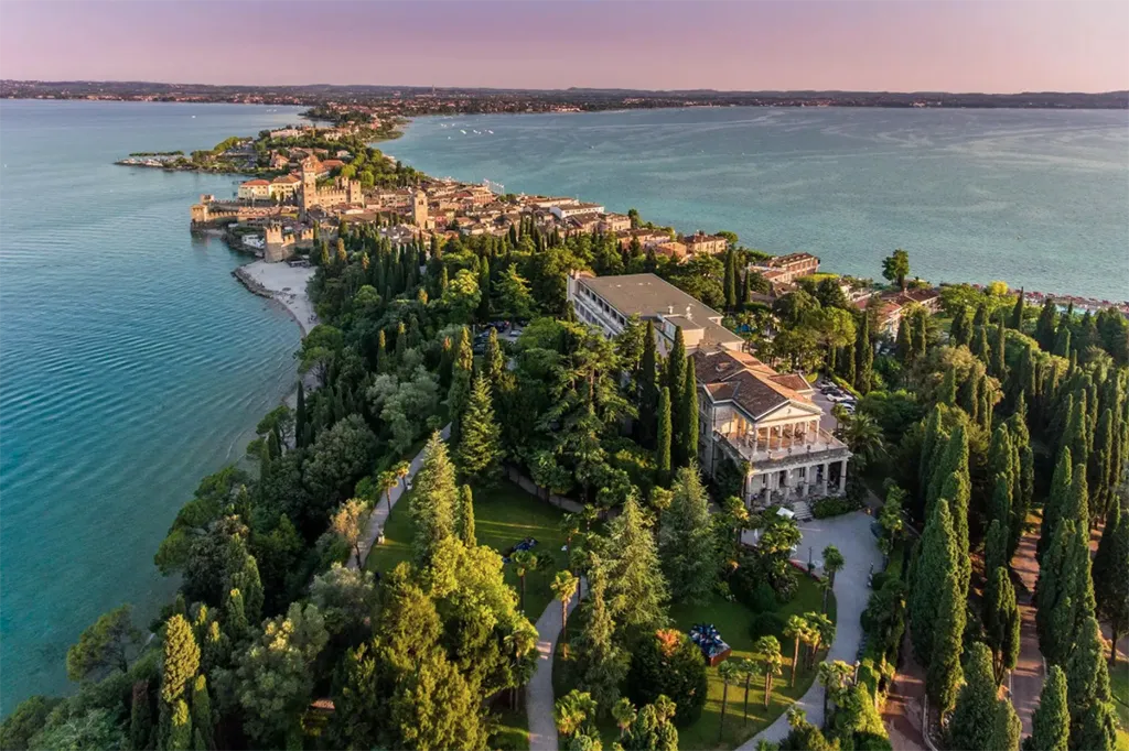 Villa Cortine Palace